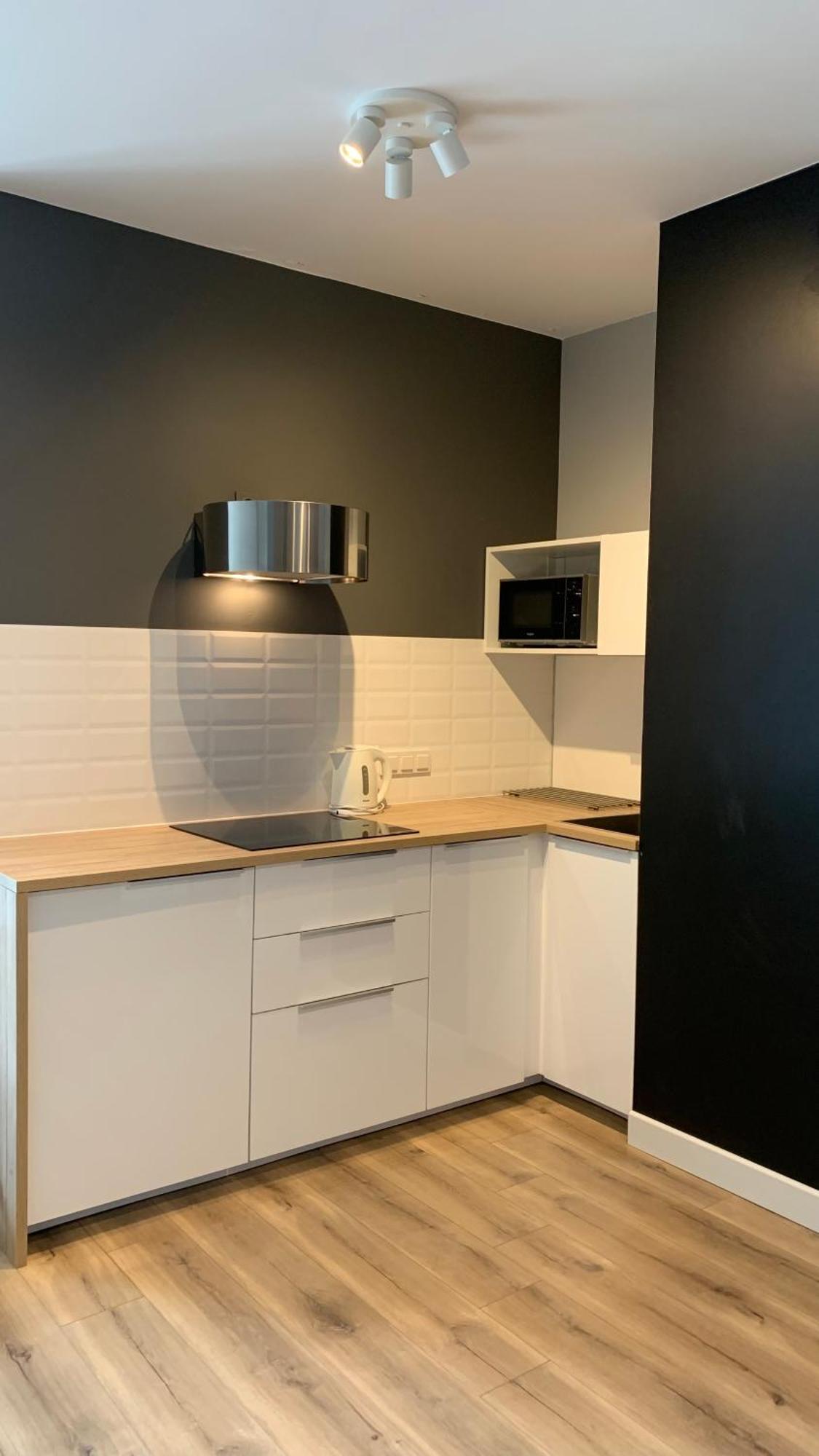 Close To Chopin Airport, Cybernetyki, Free Parking By Cosmo Spirit Varsovia Exterior foto